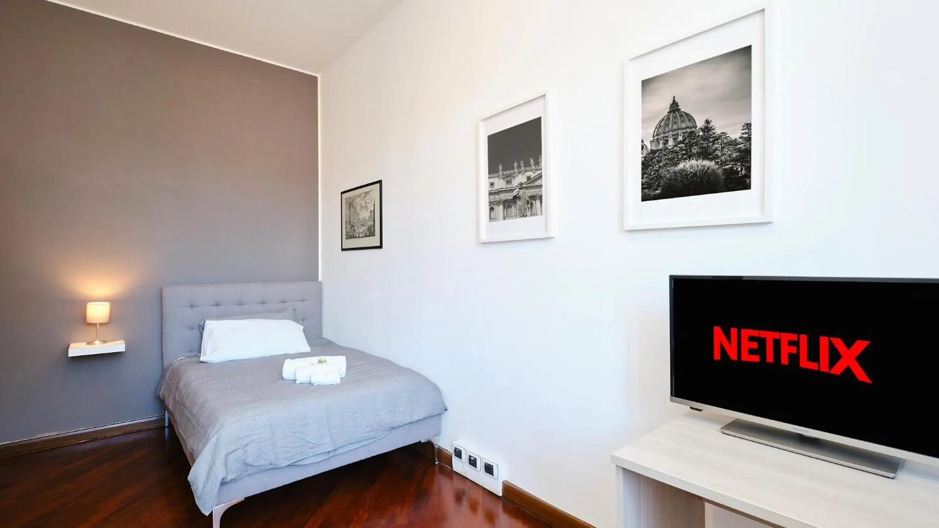 Ampio Appartamento A 10 Minuti Dal Centro ローマ 0*,  イタリア